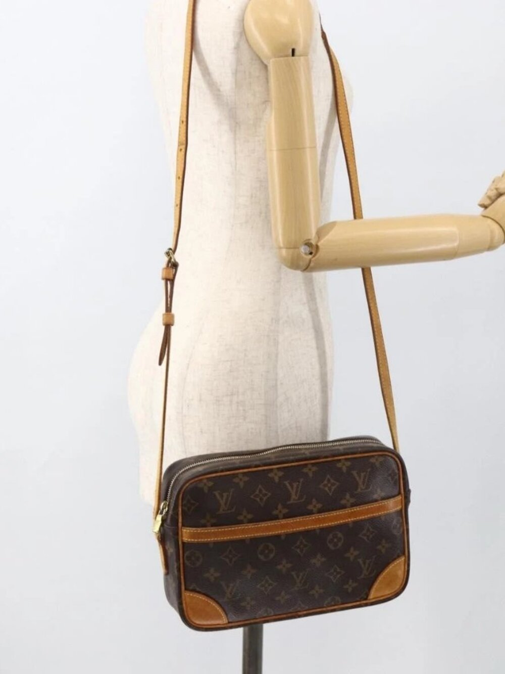 LOUIS VUITTON Monogram Trocadero 27 Shoulder Bag